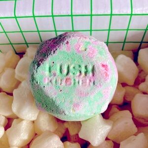 Lush ALL THAT JAS Bath Bomb
